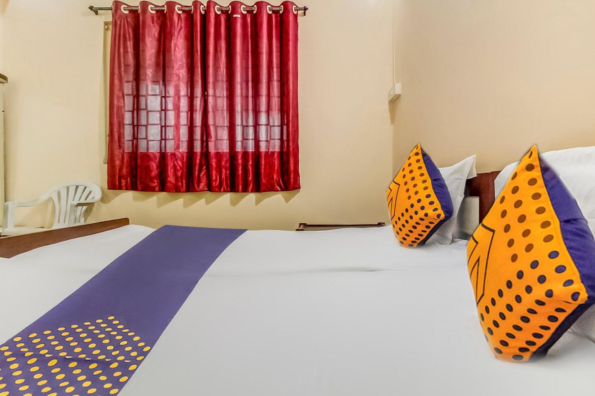 Hotel O New Ushakal Lodging & Boarding Nirmal  Zewnętrze zdjęcie