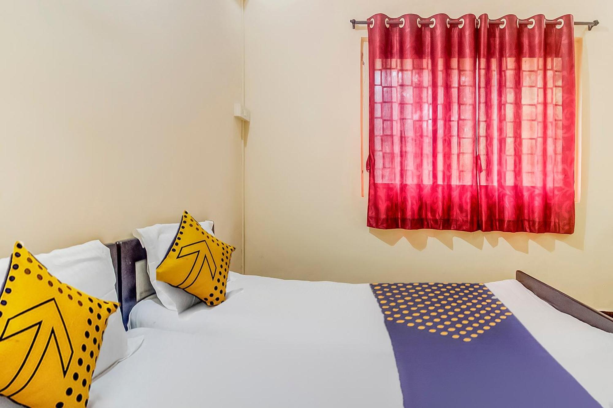 Hotel O New Ushakal Lodging & Boarding Nirmal  Zewnętrze zdjęcie